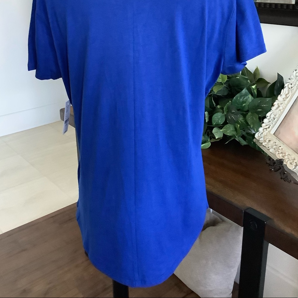 Split Neck Tee - Picture 5 of 8